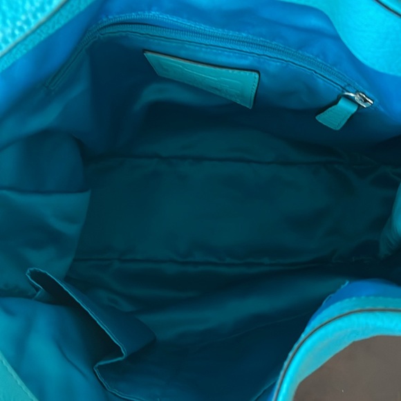 Coach Pebbled Leather Hobo Bag like New - Picture 9 of 10